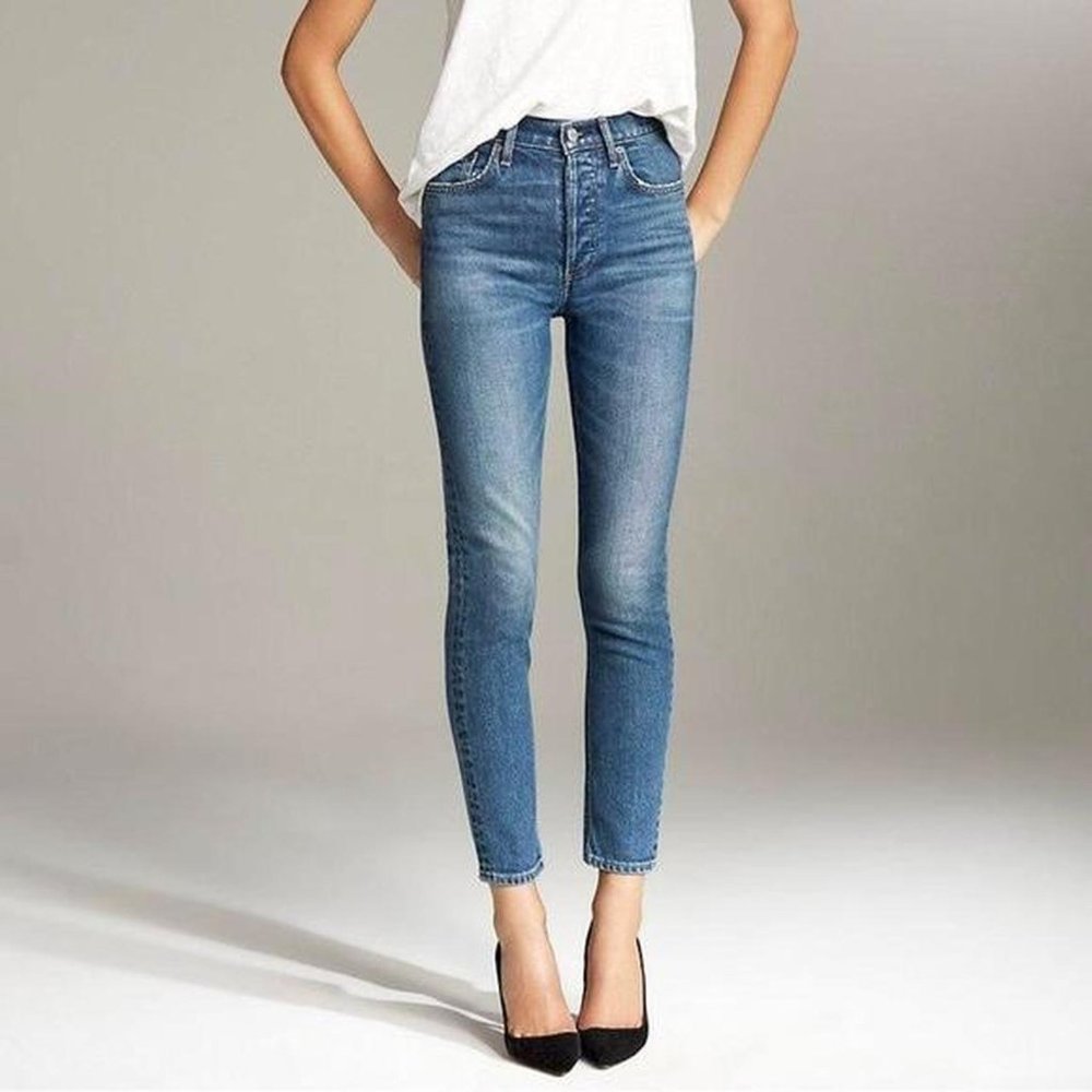Aritzia Denim Forum Yoko High Rise Slim Jean size 26